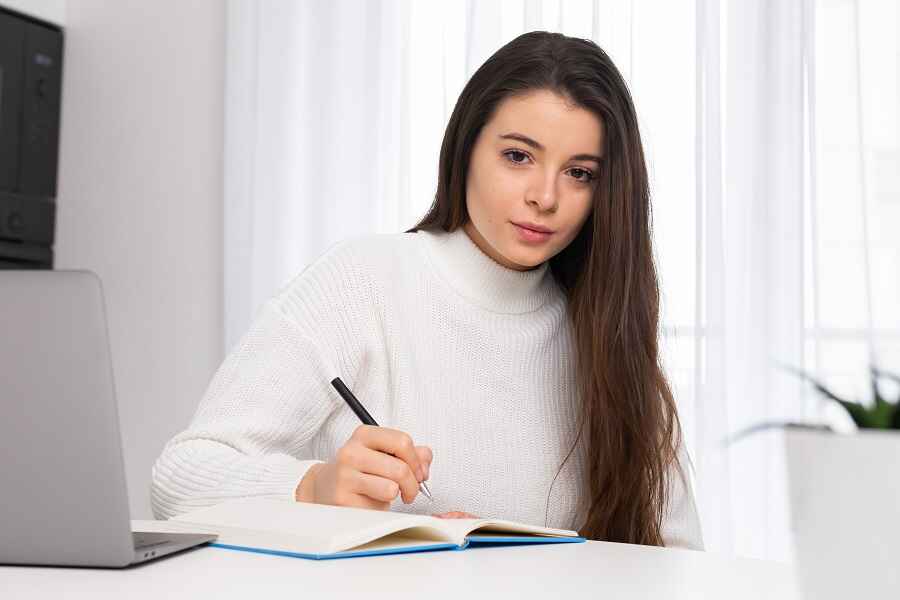 Academic Writing Guide: Learn How to Write an Effective Essay